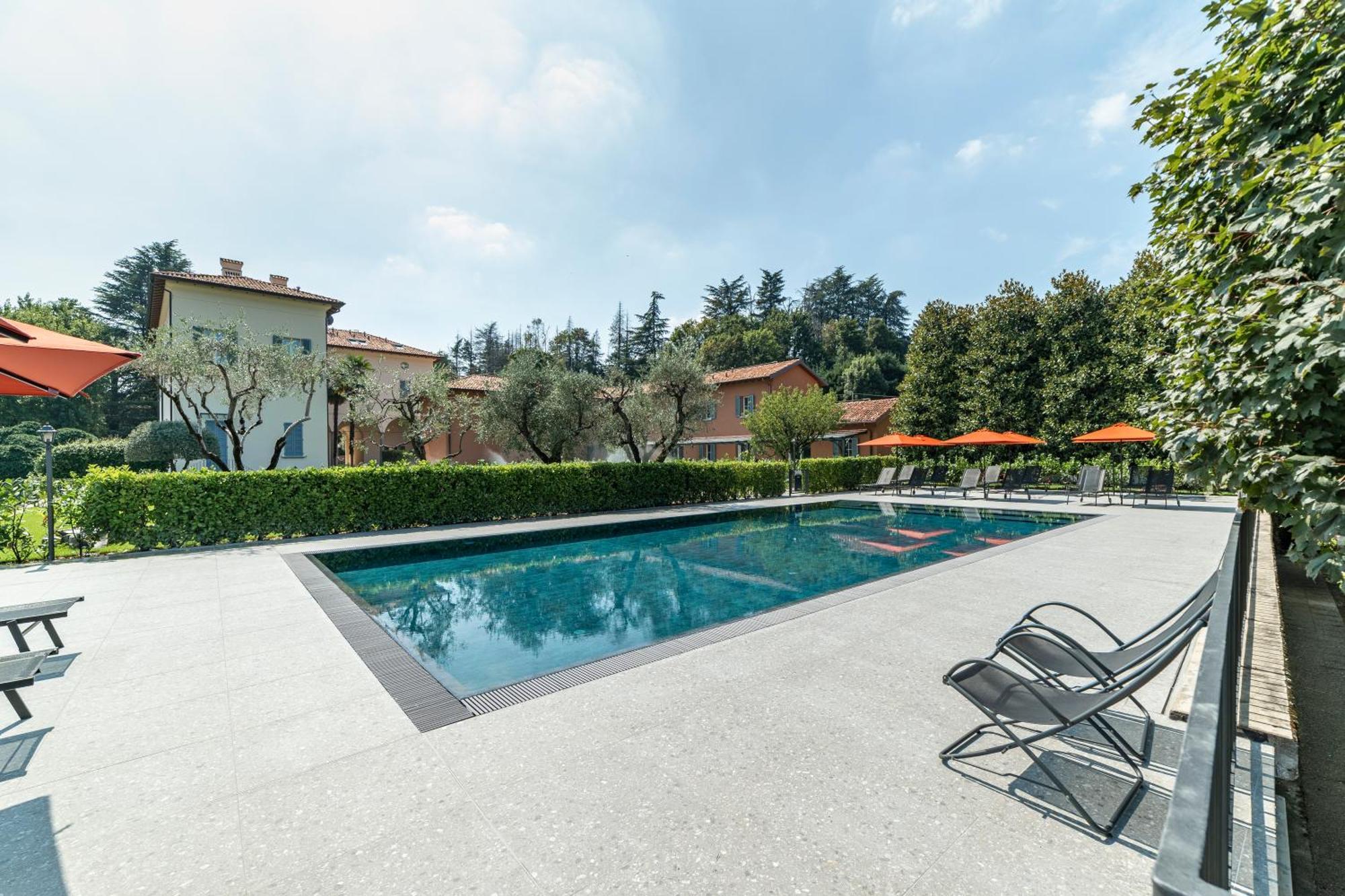 Alex'S Luxury Lake View Apt Pool And Tennis Como Bagian luar foto